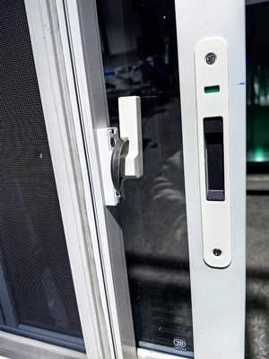 Aluminum Alloy Primary Colour Double Sliding Window Touch Lock